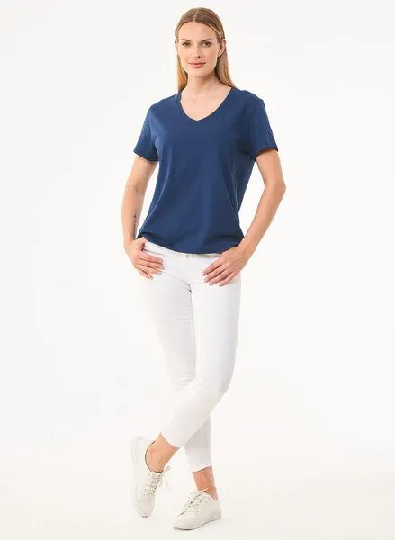 ORGANICATION ORGANICATION Damen Basic T-Shirt aus Bio-Baumwolle mit V-Ausschnitt, Navy, – Produktbild 2 von 4