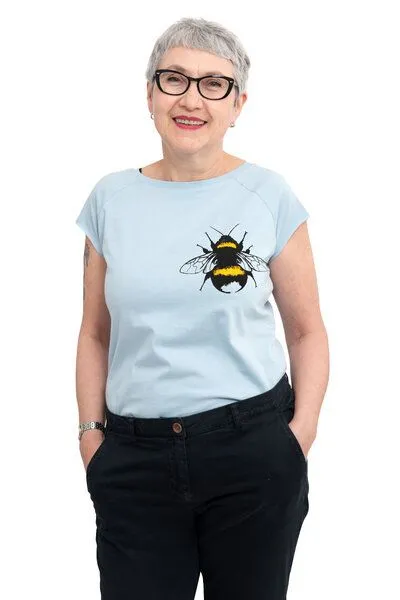Hirschkind Hirschkind Fair-Trade-Frauenshirt mit Raglanärmeln "Erdhummel" - Made in Kenia - hellgrau – Produktbild 1 von 2