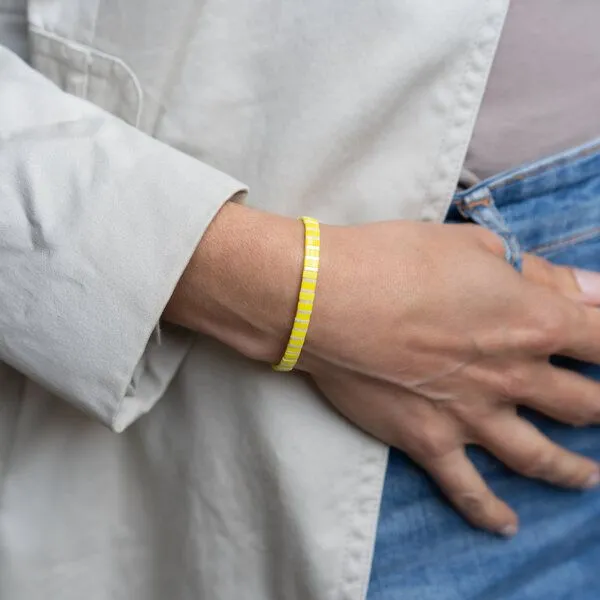 juni juni Neon Perlenarmbänder einzeln oder im Set - handgemacht in Deutschland – Produktbild 3 von 5