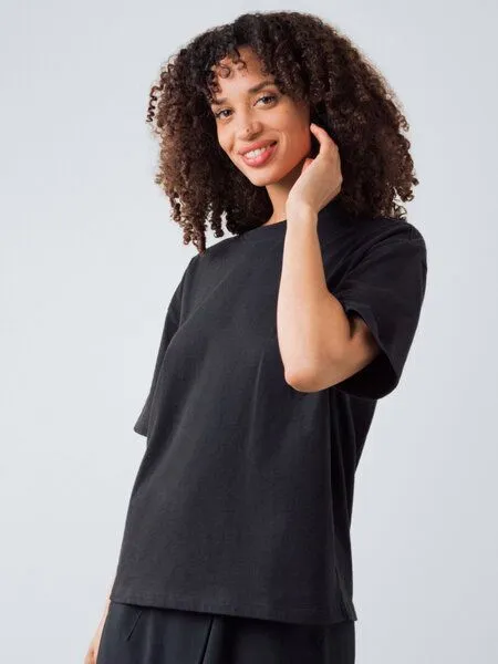 Honest Basics Honest Basics OG Shirt aus Bio- und recycelter Baumwolle, Schwarz, – Produktbild 3 von 4
