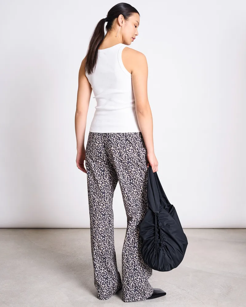 JAN N JUNE JAN 'N JUNE Damen vegan Hose Soby Leo Print, Beige, – Produktbild 1 von 2