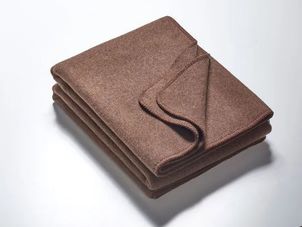 Kaipara - Merino Sportswear Kaipara - Merino Sportswear Die Große Decke - Merino-Decke 155 cm x 220 cm (1800g), Naturbraun, – Produktbild 1 von 1