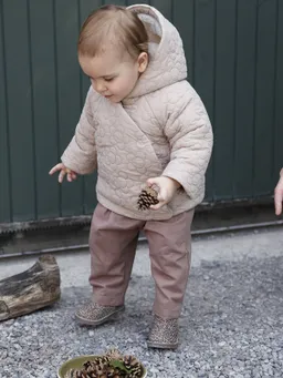 Vertbaudet Baby Steppjacke mit Blumensteppung und Kunstfellfutter – Produktbild 1 von 1