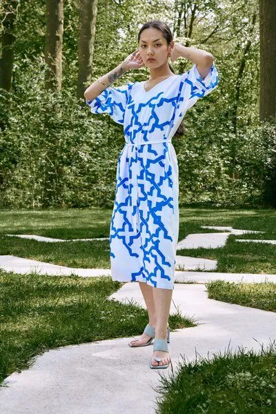 Sophia Schneider-Esleben Sophia Schneider-Esleben Kleid Yoko - Damenkleid aus Bio-Baumwolle, Chip grau, – Produktbild 2 von 4