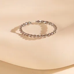 ELEKTROPULLI Größenverstellbarer Twist Ring 1,5mm schmal, Ø 17 - 19mm von Elektropulli – Produktbild 1 von 1
