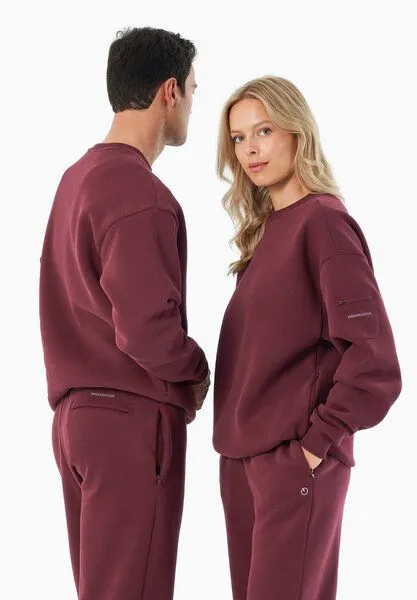 ORGANICATION ORGANICATION SAYLORR | Essentials Travel Unisex Sweatshirt aus Bio-Baumwolle und recyceltem Polyester, Bordeaux, – Produktbild 1 von 4