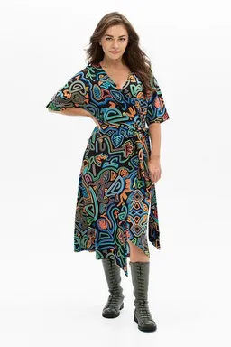 KOKOworld Kleid Maya – farbenfroh aus Viskose – Wickelausschnitt & Taillengürtel – Statement-Print – Fair in EU produziert – KOKOworld – Produktbild 1 von 1