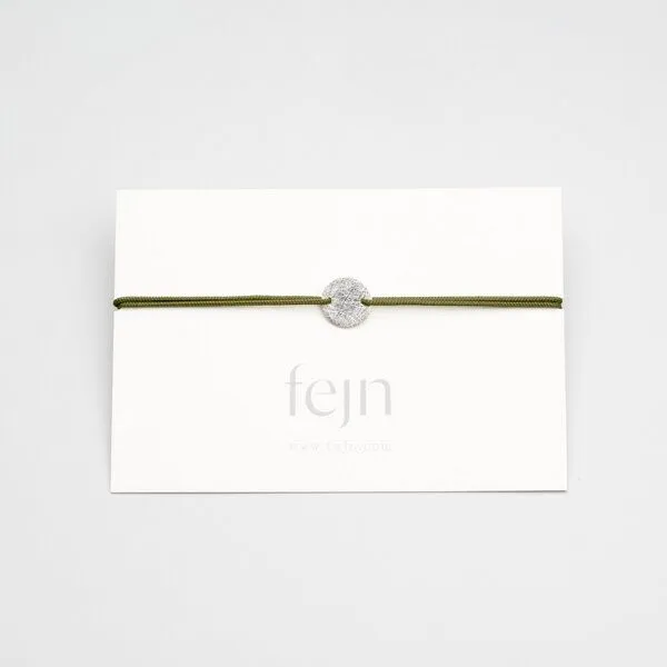 fejn jewelry fejn jewelry Armband 'satin disc' mit farbigen Textilband, Silber, – Produktbild 6 von 8