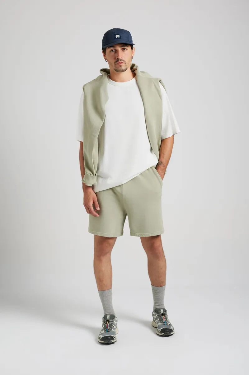 Trendsplant Trendsplant Herren vegan Sweatshorts Essential Sonnengebleicht Seegras, Hellgrün, – Produktbild 2 von 2