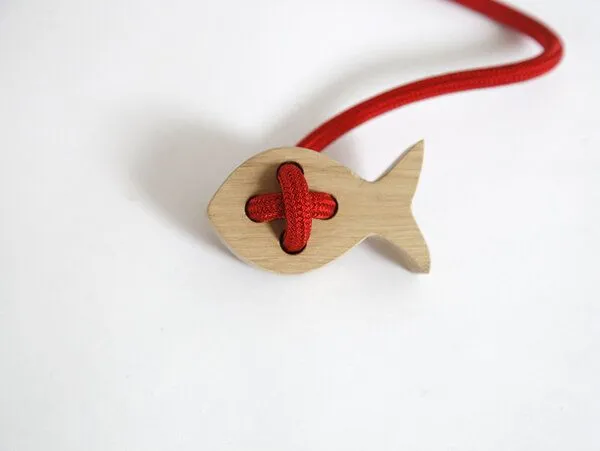 werkvoll by Lena Peter werkvoll by Lena Peter Nachhaltige Holz Kinder Schaukel FREI, Rot, – Produktbild 7 von 8