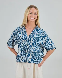 Brava Fabrics Brava Fabrics Kurzarmbluse Sombrilla – Produktbild 1 von 1