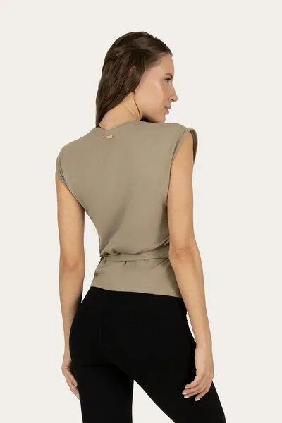 Urban Goddess Urban Goddess Aurora Yoga & Pilates Wickel-Top, Fern (braun), – Produktbild 3 von 4