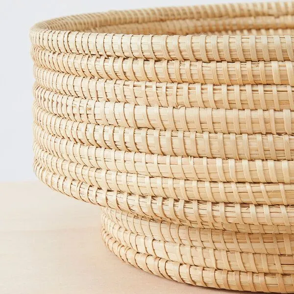 By Native By Native Korb Dengu aus Palmfaser, Größe medium, handgeflochten – Produktbild 3 von 4