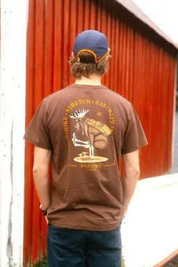 LAKOR LAKOR T-Shirt aus Bio-Baumwolle - Yoga Moose – Produktbild 1 von 1