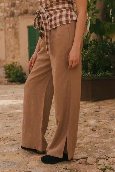 AmourLinen AmourLinen Leah weite Leinenhose mit Schlitzen, Rosig braun, – Produktbild 3 von 4