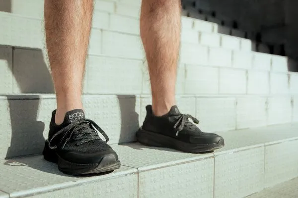 8000Kicks 8000Kicks Laufschuhe Hemp Runners aus Hanf, Komplett schwarz, – Produktbild 3 von 4
