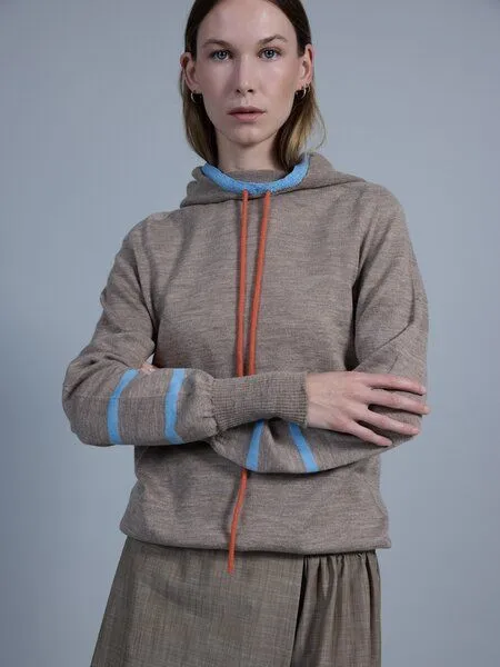 Susan's Fashion Susan's Fashion Damen Hoodie Karlie aus Biomerinowolle, Beige, – Produktbild 2 von 4