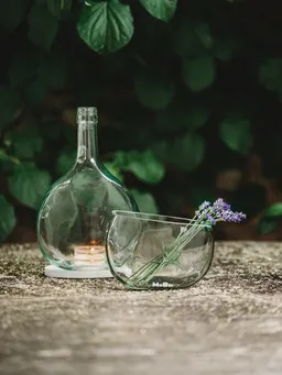 MaBe MaBe WINDLICHT und VASE aus dem Bocksbeutel - das Design Set – Produktbild 1 von 1