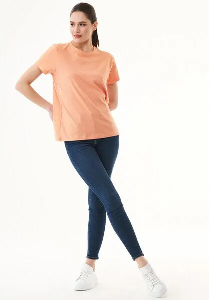 ORGANICATION ORGANICATION Damen Basic T-Shirt aus Bio-Baumwolle, Shell coral, – Produktbild 2 von 4