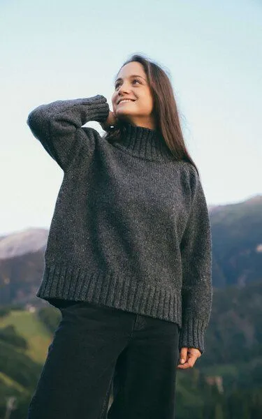 Kopyto Kopyto TAJRA - Damen Oversize Melange-Rollkragenpullover aus 100% RWS Merinowolle, Grau, – Produktbild 2 von 4