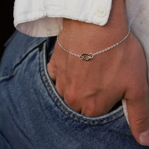 pakilia pakilia Silber Armband geflochterner Ring Fair-Trade und handmade – Produktbild 2 von 2