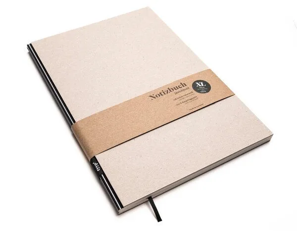 tyyp tyyp Nachhaltiges großes Design-Notizbuch (Recyclingkarton), Schwarz-streifen, – Produktbild 1 von 4
