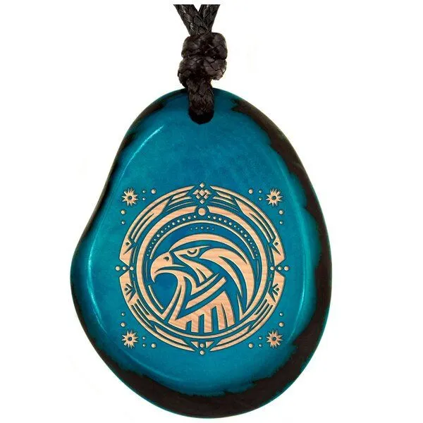 Simaru TÜRKISE Tagua-Kette mit graviertem Tieranhänger – nachhaltig & handgefertigt | Simaru – Produktbild 3 von 5