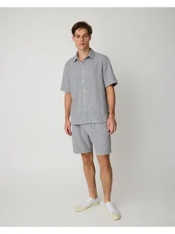 Knowledge Cotton Apparel Knowledge Cotton Apparel Ash comfort structure shorts – Produktbild 1 von 1
