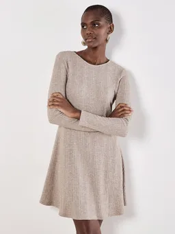 Apricot Apricot Strickkleid Minikleid mit Waffelmuster – Produktbild 1 von 1