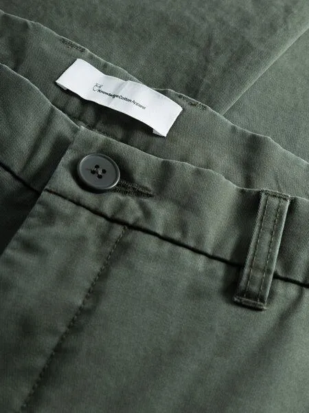 KnowledgeCotton Apparel KnowledgeCotton Apparel Chino-Twill-Hosen CHUCK aus Bio-Baumwolle - ROC/GOTS/Vegan, Gruen (forrest) night, – Produktbild 5 von 5