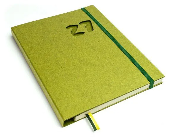 tyyp tyyp Terminplaner 2027 – Buchkalender A5+ mit Schweizer Broschur – Recyclingpapier – vegan & handgefertigt ✓ Mit Raum für Achtsamkeit, Grün, – Produktbild 1 von 4