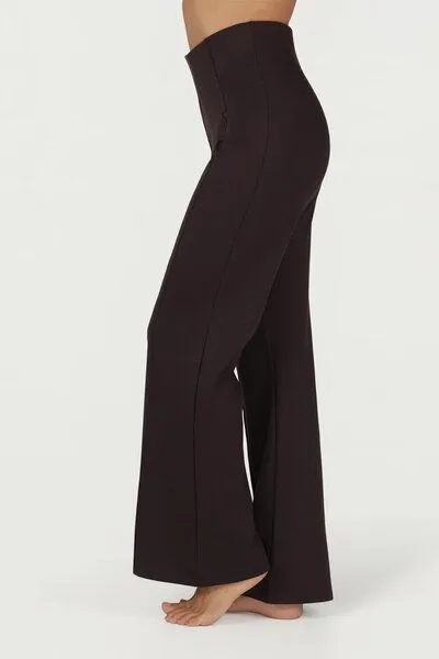 Urban Goddess Urban Goddess Cayha Flared Yogahose, Coffee (braun), – Produktbild 3 von 5