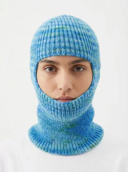 KnitToChange KnitToChange Handgestrickte Balaclava aus weichem Effektgarn – verschiedene Farben, Ozean, – Produktbild 1 von 4