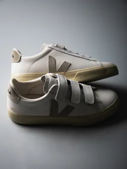 Veja Veja Recife Logo Sneaker – Produktbild 1 von 1