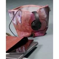 maesh maesh Kosmetiktasche / Kabeltasche aus recycelten Material, Rosa, – Produktbild 1 von 1
