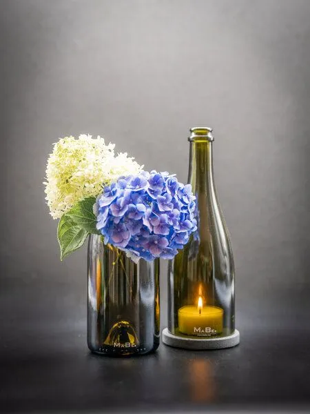 MaBe MaBe Vase aus der Champagner Flasche, Oliv, – Produktbild 1 von 4