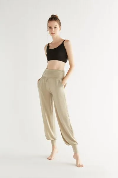True North True North Damen Yogahose aus Tencel Lyocell T1320, Weinbeere, – Produktbild 2 von 3
