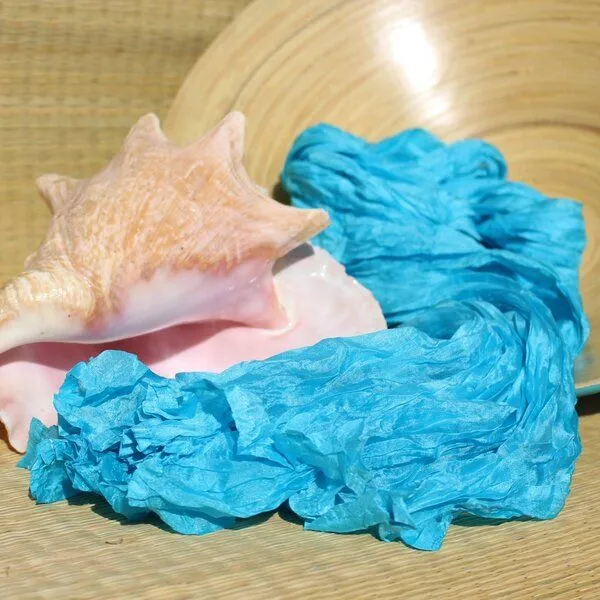 Schönes aus Indochina Schönes aus Indochina Seidenschal Crinkle einfarbig, Aquamarin, – Produktbild 1 von 3