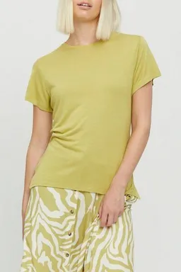 Mazine Mazine T-Shirt - Leona T - Celery Green – Produktbild 1 von 1