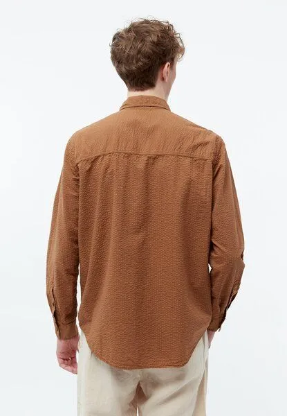 Givn Berlin Givn Berlin Hemd GBYUVAL aus Bio-Baumwoll Seersucker, Pecan brown (structure), – Produktbild 4 von 4