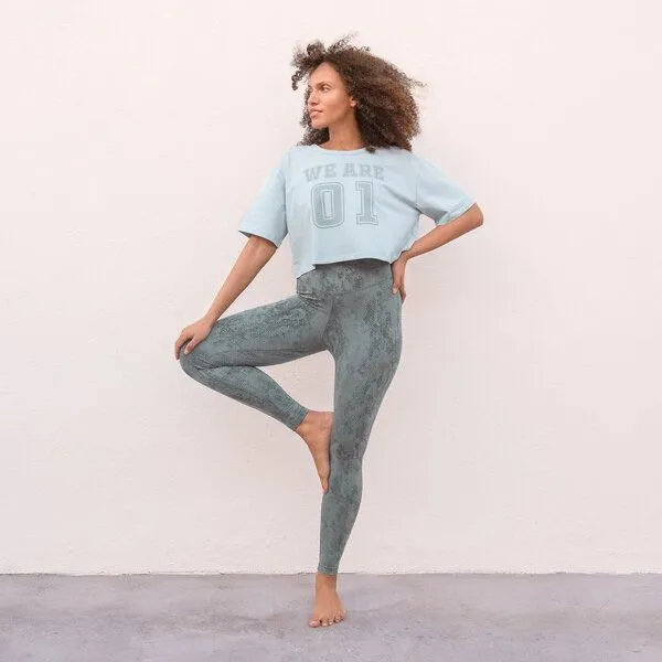 Jaya Jaya ONE - Damen - T-Shirt aus Biobaumwolle, Duskblue / hellblau / grün, – Produktbild 2 von 3
