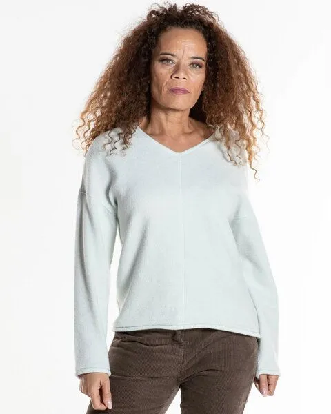 Alma & Lovis Alma & Lovis Kuscheliger Teddy-Sweater aus Organic Cotton | Teddy V-Neck, Ice (hellblau), – Produktbild 1 von 3