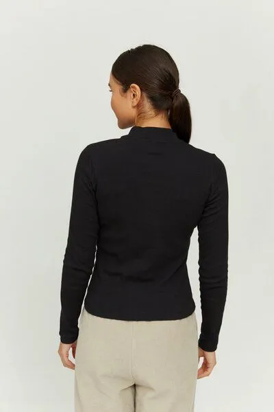 Mazine Mazine Longsleeve - Lillian Turtleneck - aus Bio-Baumwolle, Black (schwarz), – Produktbild 2 von 3