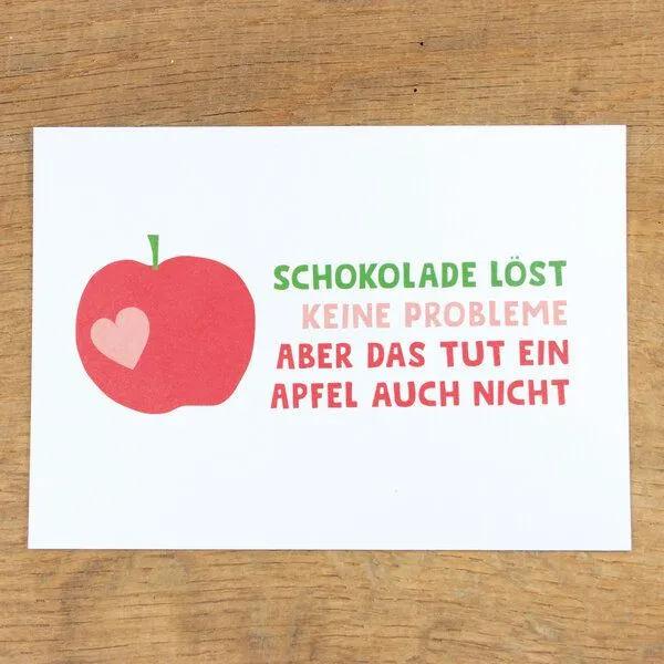 Bow & Hummingbird Bow & Hummingbird Postkarte "Schokolade löst keine Probleme" aus Recyclingpapier – Produktbild 1 von 2