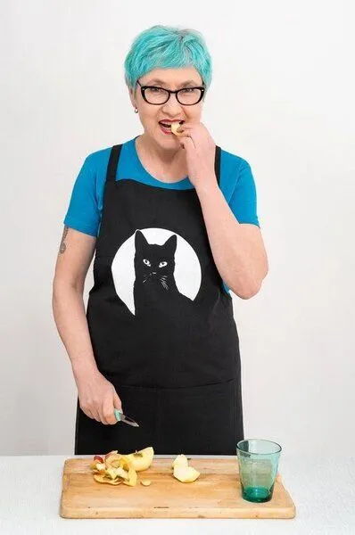 Hirschkind Hirschkind Bio-Kochschürze "Schwarzer Kater" handgewebt schwarz Fair-Trade – Produktbild 2 von 2