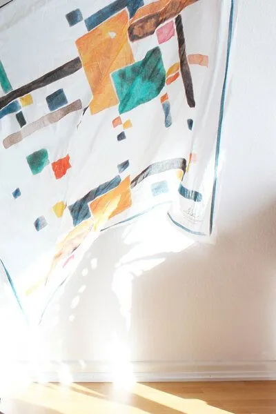 Sophia Schneider-Esleben Sophia Schneider-Esleben Bauhaus Tuch- aus Bio-Baumwolle, Weiss, – Produktbild 1 von 3