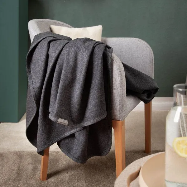 nahtur-design nahtur-design Sommerdecke "Leichtloden" | Natürliche Wärme für jeden Tag, Schwarz, – Produktbild 1 von 4
