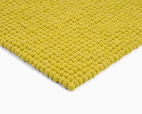 myfelt myfelt Filzkugelteppich 4Friends rechteckig, 100% Schurwolle, Gelb (horst), – Produktbild 1 von 4