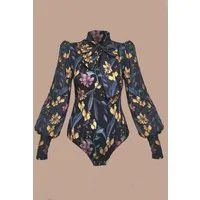 Atelier SNOW Atelier SNOW Eleganter Body mit Schleifenkragen und Puffärmeln, Cattleya, – Produktbild 2 von 5