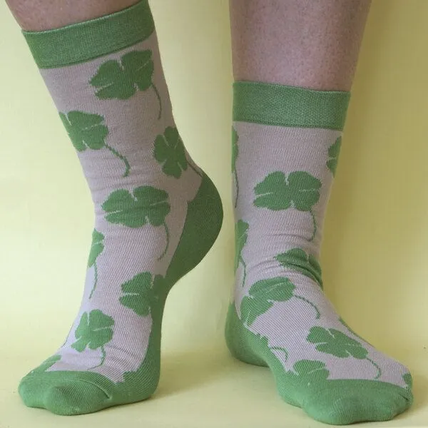 Fräulein Prusselise Fräulein Prusselise Kleeblatt Glück Socken grün beige bunt – Produktbild 2 von 3